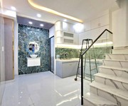 2 Bán nhà  khu vực sầm uất đường huỳnh tấn phát, phường tân thuận đông, quận 7. 36m2