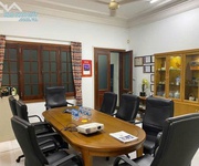 3 Chính chủ cần cho thuê nhà kd/ làm văn phòng  không ở lại  tại phố mai hắc đế, phường nguyễn du,