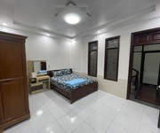 3 Cho thuê nguyên căn Văn Cao, 5 ngủ khép kín, DT: 80m2.