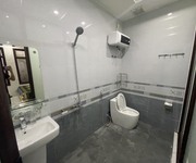 7 Cho thuê nguyên căn Văn Cao, 5 ngủ khép kín, DT: 80m2.