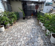 Chính chủ cần bán căn nhầ mới 4 tầng sân thượng quận 4