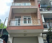 Cần bán nhà 4 tầng   4pn/5wc   khu dân trí cao, shr giá còn thương lượng