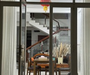 Nóng  nhà 2 tầng mới - mặt tiền sơn tràdt sấp xỉ 100m2  4.5 x 21.3 , giá 7,x tỷ