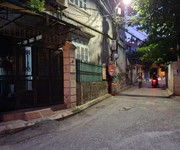 2 Đất đẹp   ngõ thông   xe 7 chỗ vào   74.6m    mặt tiền 5.63m   giá 14.5 tỷ   532 ngọc thụy, long