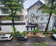 1 Bán nhà kdc trung sơn , bình hưng ,4 lầu hầm , thang máy 120m2 chỉ 23 tỷ
