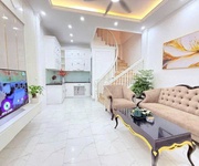 Cho thuê nhà  ĐẸP - Ở NGAY ngõ Văn Chương - Đống Đa 33m x 5T, 3PN4VS giá 15 triệu