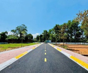 1  Đất  Trại Hồ ,ngay sĩ quan Lục Quân tài chính loanh quanh 2 tỷ ,có ngay 101,4m ,mt lớn