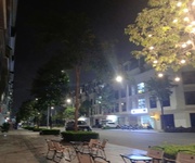 Siêu phẩm lâi xá nhà 5 tàng. sát khu đô. thị hindo roya pảk . chỉ 1p ra tới đô thị. 30m ra đến chỗ