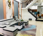 Bình tân, sát tân phú - hxh - nhà 3 tầng -  diện tích 61m2 -  giá nhỉnh 5 tỷ, sổ hồng.