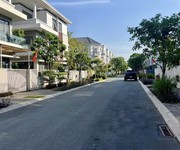 Hiếm bán phố đông villgae q2 cũ tp hcm