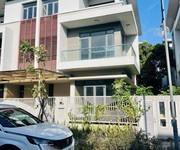 2 Hiếm bán phố đông villgae q2 cũ tp hcm