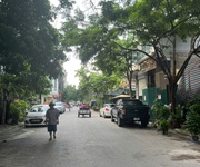 1 Bán gấp đất dịch vụ vạn phúc hà đông mặt đương Nông Quốc Trấn dt50m2,mt5m,đường 24m,giá rẻ
