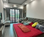 1 Bán nhà 5 tầng ở ngay đường hoàng mai