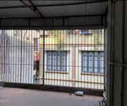 4 Cho thuê nhà ngõ quỳnh, hbt 60m2 x 3 tầng, 3 ngủ, 8 triệu/tháng vào được ngay