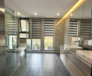 4 Bán nhà giải phóng, hoàng mai 80m lô góc, mặt tiền rộng, ô tô vào nhà, thông số vàng cực phẩm,