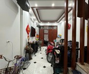 1 Cchủ cần tiền bán gấp- phố trương định- 42m2- 5t -7.5ty  ctl  ngõ rộng đẹp - thoáng trước sau