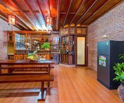2 Chủ cần bán villa 2mt gần biển với phng cách mộc, dòng tiền tốt