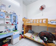 4 Bán nhà xe hơi đậu cửa- dt rộng - chủ đnag nhiệt bán- còn thương lượng- đường đòn văn bơ- ra tôn