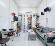3 Bán nhà xe hơi đậu cửa- dt rộng - chủ đnag nhiệt bán- còn thương lượng- đường đòn văn bơ- ra tôn