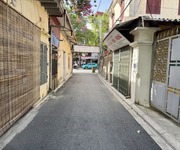 Cần bán 42,6m2 đất trung tâm Trâu Quỳ - Gia Lâm. Đường thông ô tô 7 chỗ, tiện ích bạt ngàn
