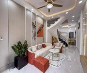 1 Nhà đường nguyễn thượng hiền quận phú nhuận phường 5 cũ.