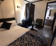 3 Mặt phố ba đình - khách sạn 7 tầng thang máy - vỉa hè rộng - 2 mặt thoáng - dòng tiền ổn định.