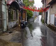 Bán đất ngọc thụy 47m2 đầu phố ngọc thụy ô tô đỗ cửa 5.5 tỷ.có thương lượng.
