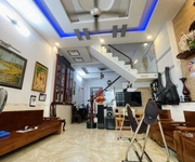 Kỳ quân chuyên nhà phố q12