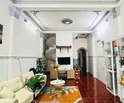 3 Bán nhà lầu, mặt tiền chợ hồ bơi phương nam, sr,tc chỉ 4 tỷ650