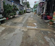 1 Bán nhà giá đất, 2 mặt tiền kinh doanh, đường oto ra vào, gần trường học các cấp giá còn tl