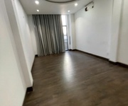 1 Cần bán nhà 4 tầng Đường Nguyễn Chí Thanh