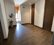2 Cần bán nhà 4 tầng Đường Nguyễn Chí Thanh
