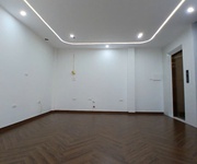 4 Em cần bán nhà phố Cát Linh 45 m2 xây 7 tầng thang máy mới xây ra phố 15 m giá 16 tỷ