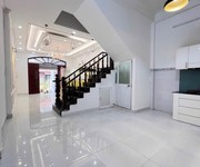 1 Bán nhà đẹp 3 tầng, hẻm xe hơi 7 chỗ, phú thuận, quận 7   giá 9.5 tỷ
