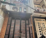 Nhà đường nguyễn trọng tuyển phường 8 quận phú nhuận cũ.