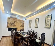 Bán nhà đẹp 4 tầng   60m , ô tô vào nhà tại hồ tùng mậu   cầu giấy