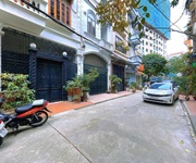 4 Phùng chí kiên 60m-19 tỷ,phân lô,ô tô đõ cửa,tương lai mặt phố,2 thoáng,dân xây,full nội thất