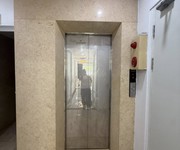 4 View dòng sông xanh - trung tâm cầu giấy -tòa vp 8 nổi 1 hầm - vỉa hè 7m. 4 View dòng sông xanh - trung tâm cầu giấy -tòa vp 8 nổi 1 hầm - vỉa hè 7m.