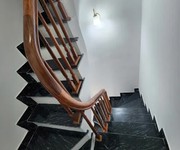 Bán nhà đội cấn 23m2. 5 tầng. mặt tiền 3.3m. giá 7.85 tỷ ba đình hà nội