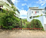 Đất đẹp vĩnh hoà   gần biển, gần phạm văn đồng, dt 112,7m  giá tốt