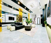 Khương trung cần bán nhà 35m 3 phòng ngủ tặng full nội thất, 02 thoáng cách ô tô 5m