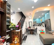 Bán nhà 1 trệt 2 mê hẻm Trần Nhật Duật, nhà mới, 2 ô tô né nhau