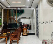 2 Nhà nhà 3 tầng đường dương đức hiền - gần biển