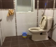 4 Cho thuê nhà ngõ 68 phố mễ trì thượng, nam từ liêm4 tầng 5 phòng ngủ ngõ 68 mễ trì thượng.