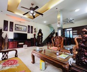 2  nhỉnh 4 tỷ có ngay nhà dân xây full đồ