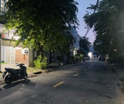 4 Bán nhà mặt phố, đường số 26, p cát lái, tp hcm, dt 116m2, 3 tầng, 4pn, sh, giá 7.6 tỷ.