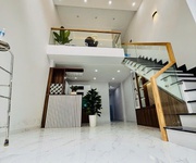 Nhà mới, đường oto ra vào, ra lê văn việt 3 phút, sổ hông sang tên ngay lh 0382202524