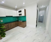 2 Nhà mới, đường oto ra vào, ra lê văn việt 3 phút, sổ hông sang tên ngay lh 0382202524