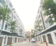 Bán  nhà liền kề  ngõ 196 hồ tùng mậu, 80m  6 tầng, thang máy giá 27tỷ