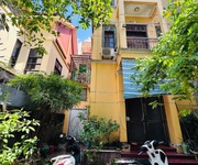 Lạc long quân   đất 165m , lô góc, ô tô vào nhà   apartment cao cấp